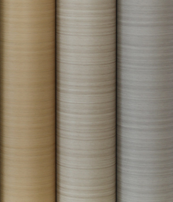 Quelle est la norme de revêtement de surface du film PVC à grain de bois ?