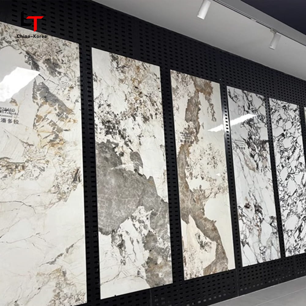 Panneau en cristal de carbone PVC 1220 × 2440mm, revêtement mural décoratif ignifuge imperméable pour intérieur et extérieur avec revêtement UV