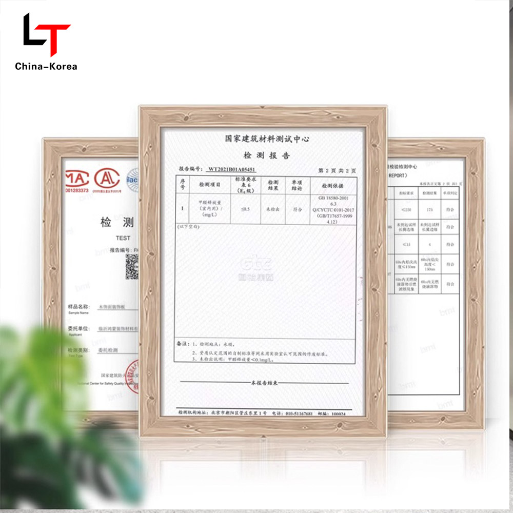 Panneaux muraux décoratifs en grain de bois de placage en PVC écologique 1220 × 2440 mm pour revêtement mural intérieur, imperméable, résistant aux rayures, facile à installer